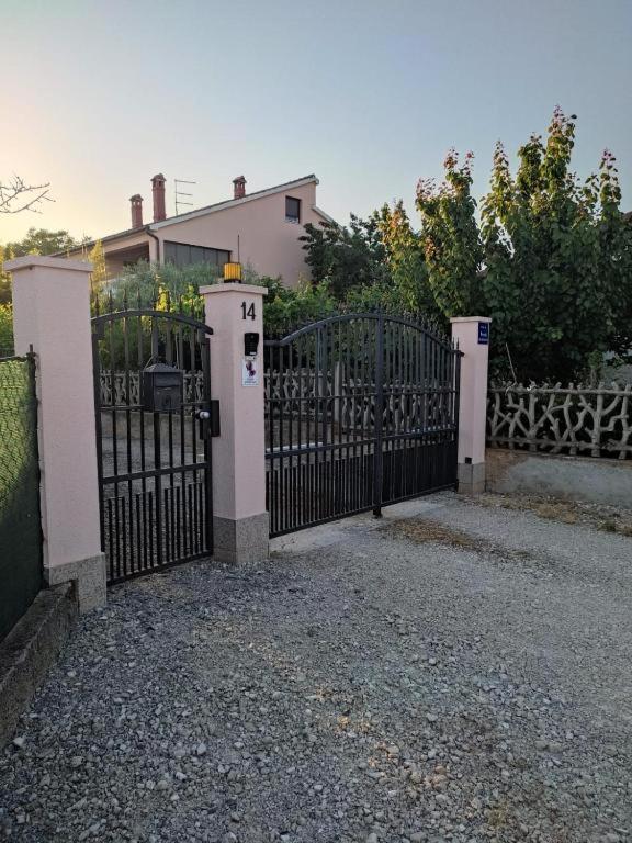 Casa Da Billy Apartment Pula Exterior photo